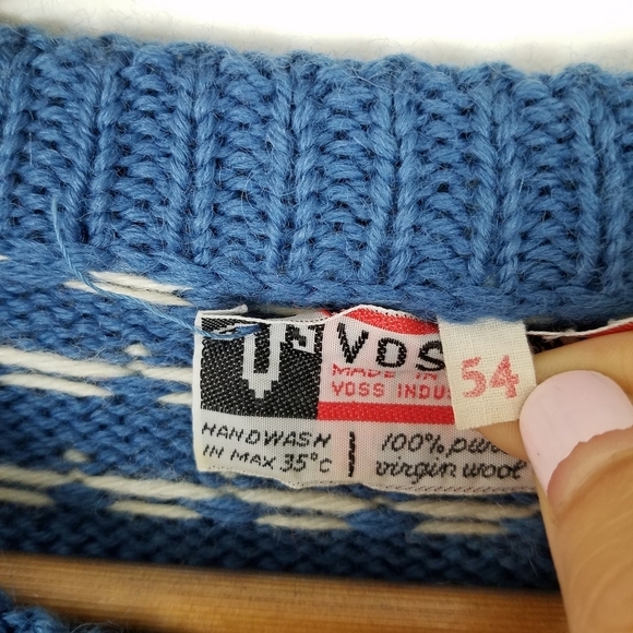 Vintage Voss Knit Norway Virgin Wool Chunky Knit Blue White Snowflake Sweater - Picture 9 of 9